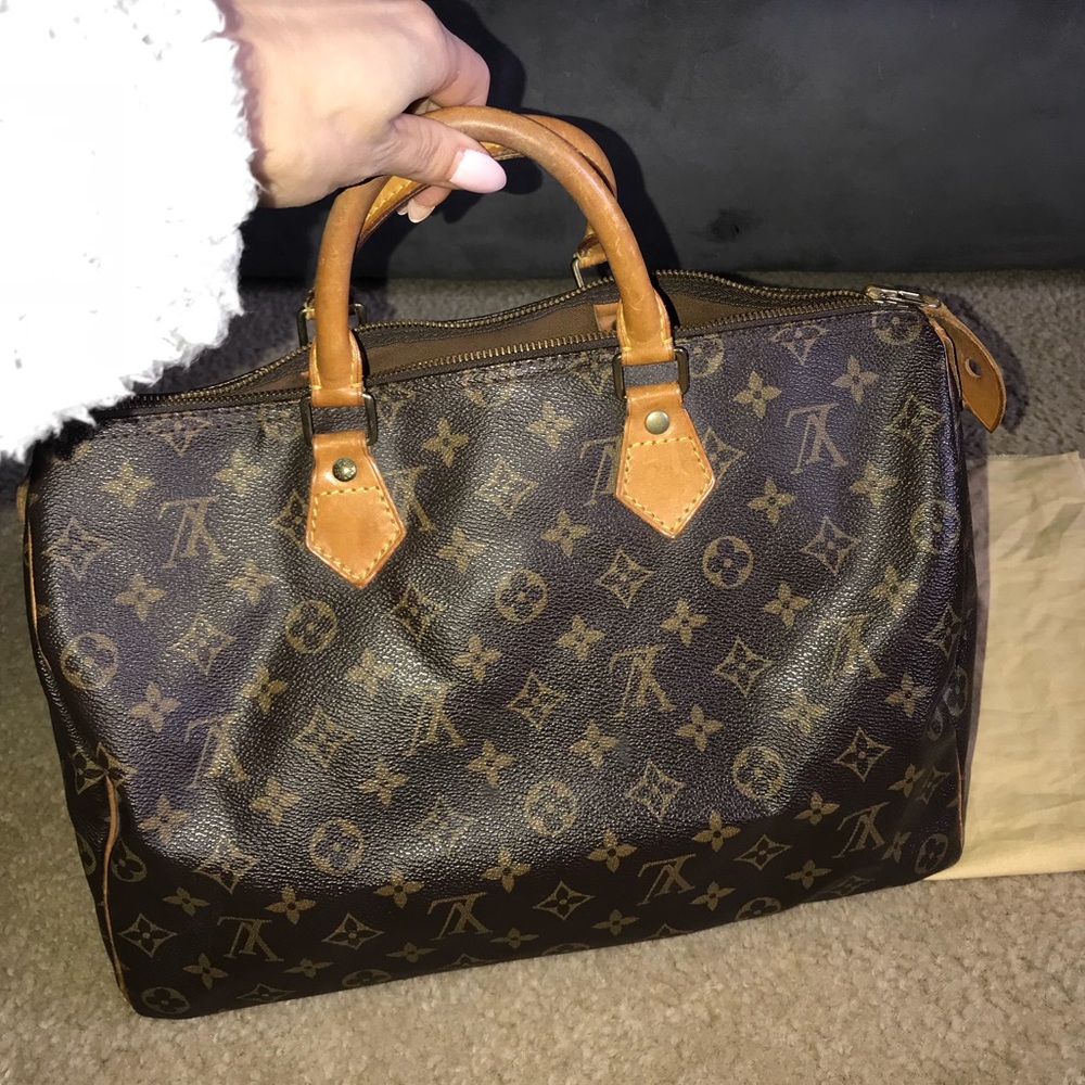 Louis Vuitton Speedy 35 Monogram